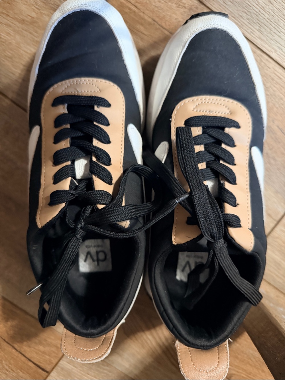 Dolce Vita Black and Tan Women's Sneakers